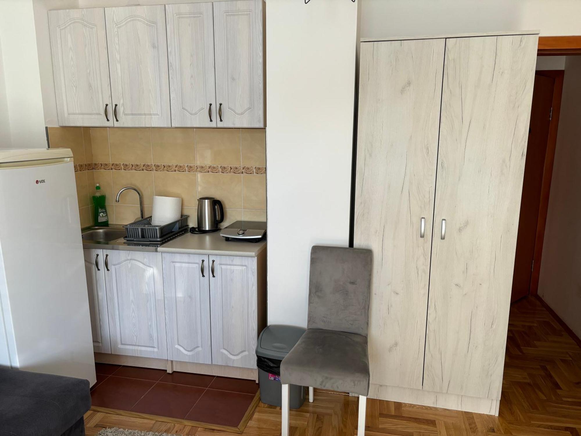 Zora Apartment Плужине Екстериор снимка